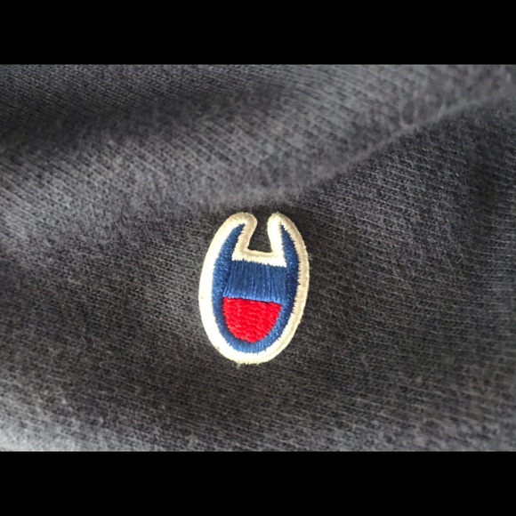 Champion crewneck sweatshirt - Picture 2 of 5